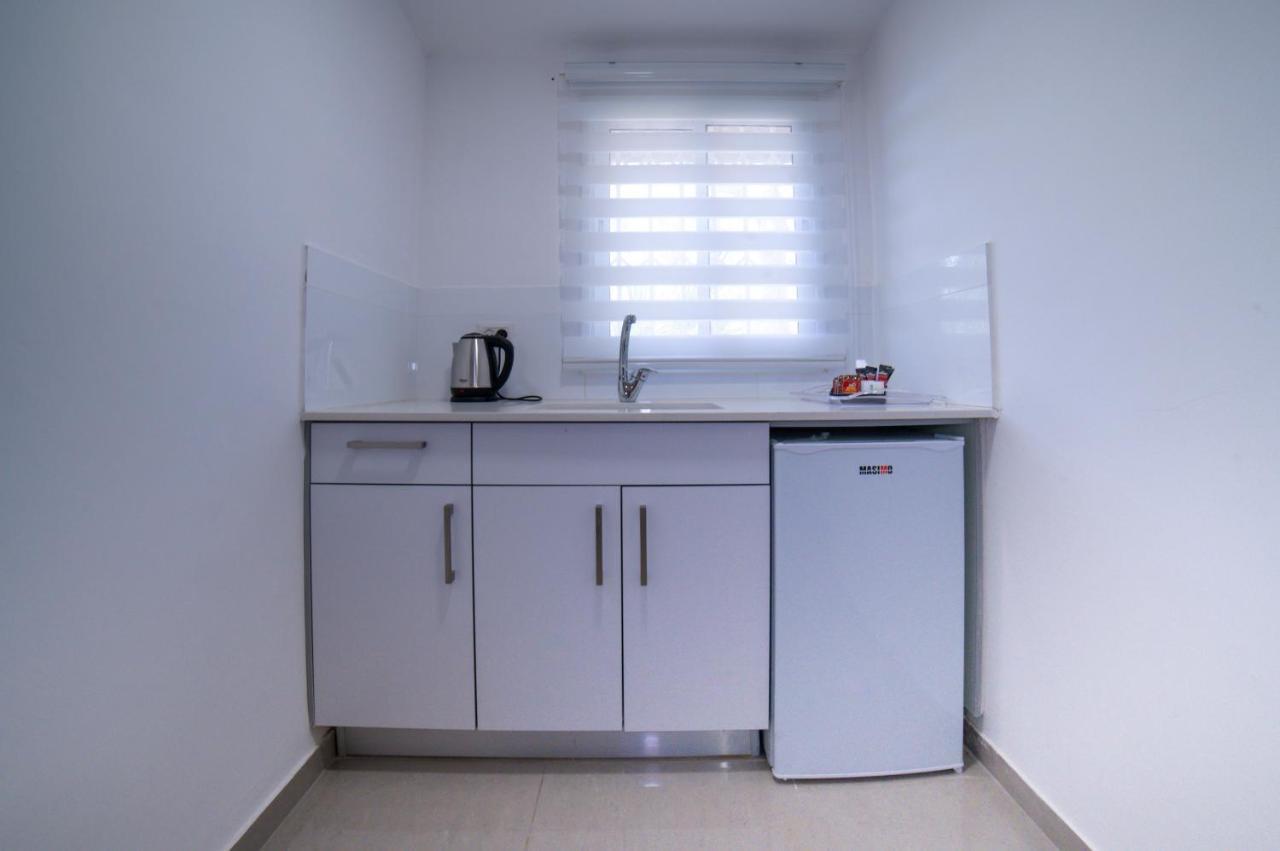 Agamim Hotel Asjkelon Buitenkant foto