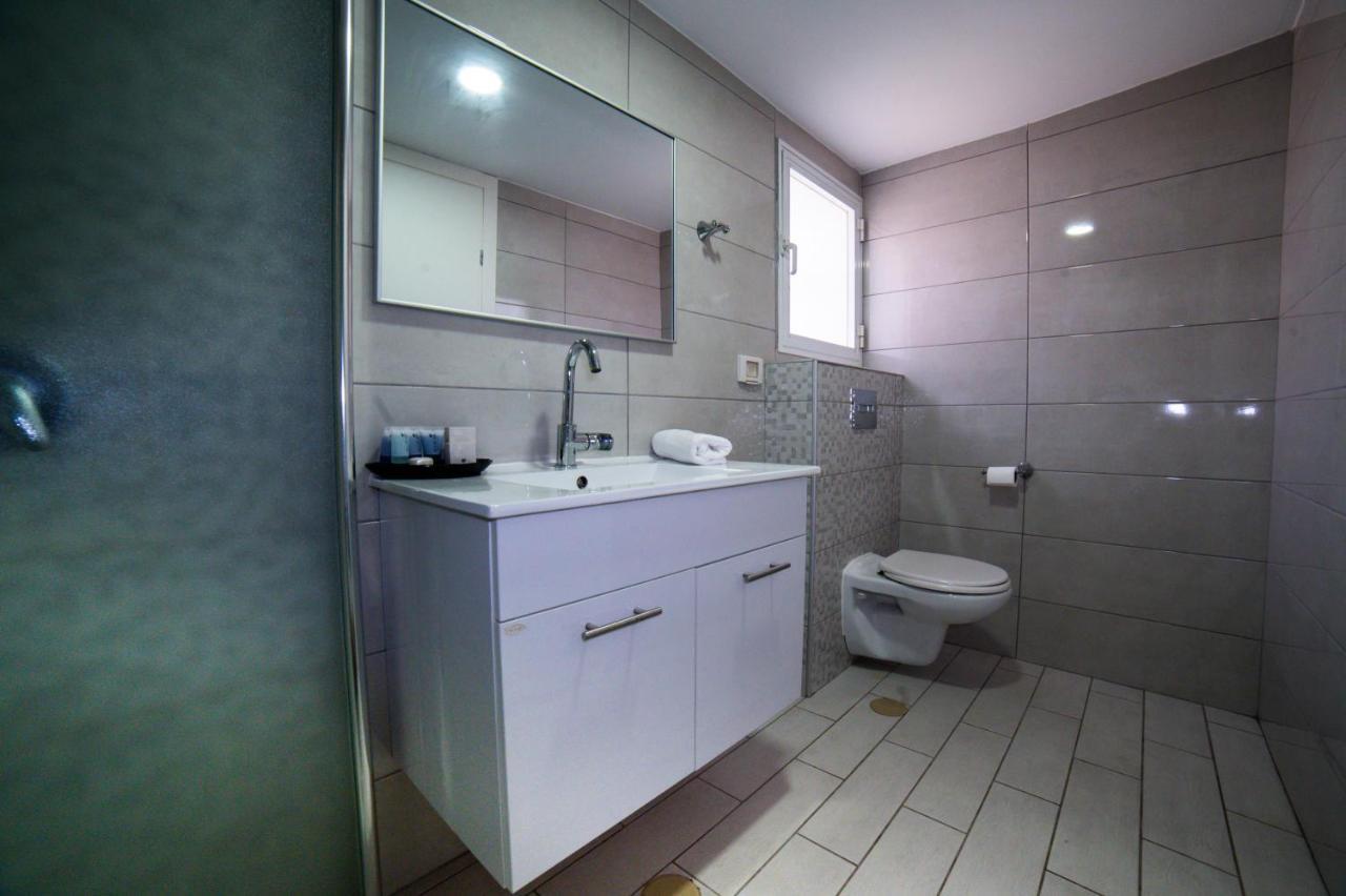 Agamim Hotel Asjkelon Buitenkant foto