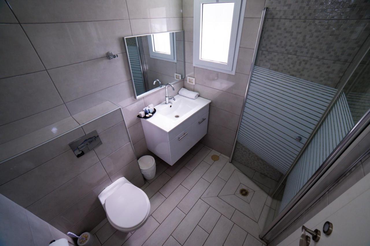 Agamim Hotel Asjkelon Buitenkant foto