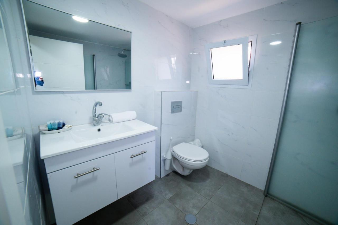 Agamim Hotel Asjkelon Buitenkant foto